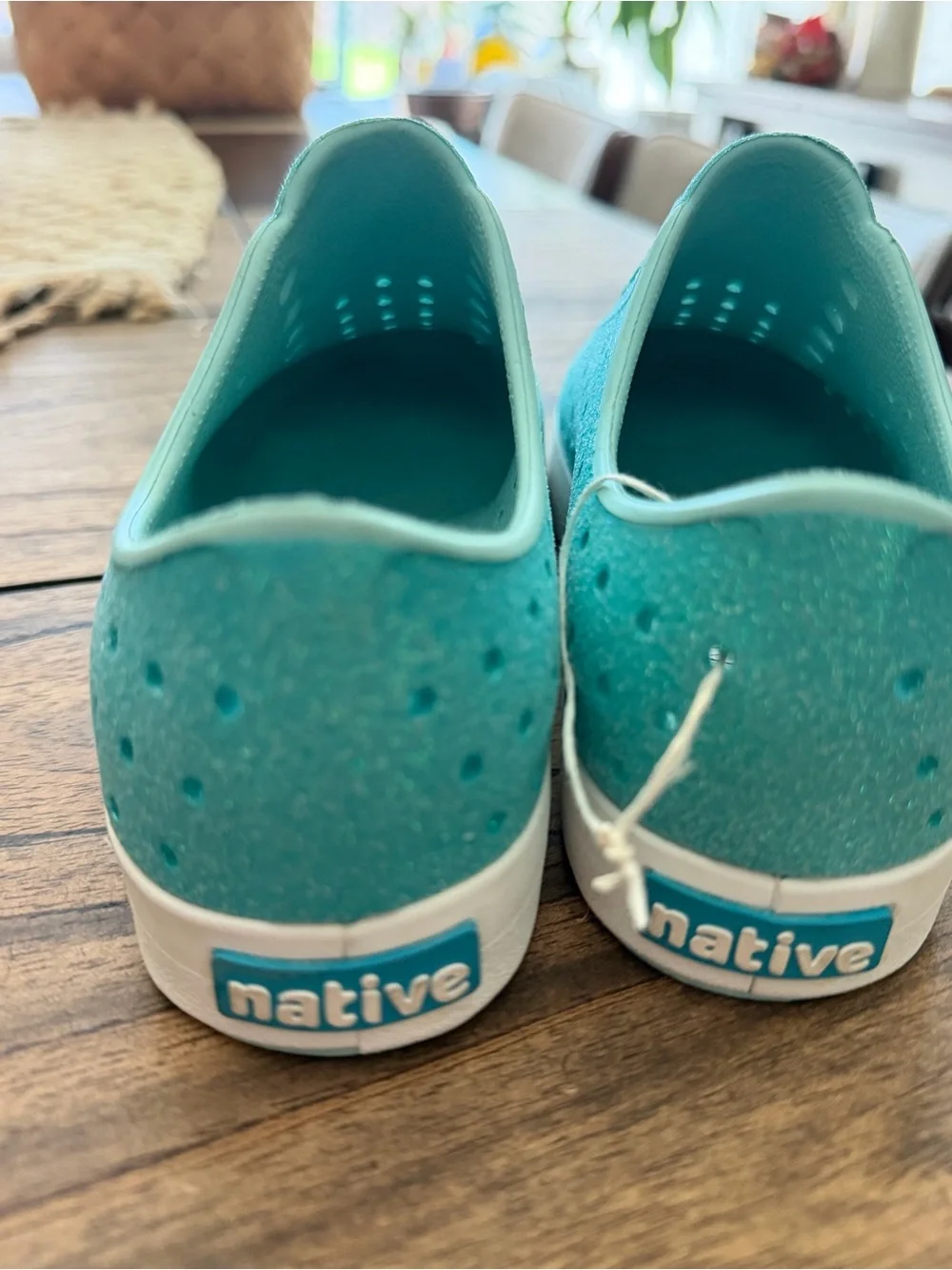 NATIVE Junior size shoes size J-3 Bling Glitter Slip-On Sneaker
